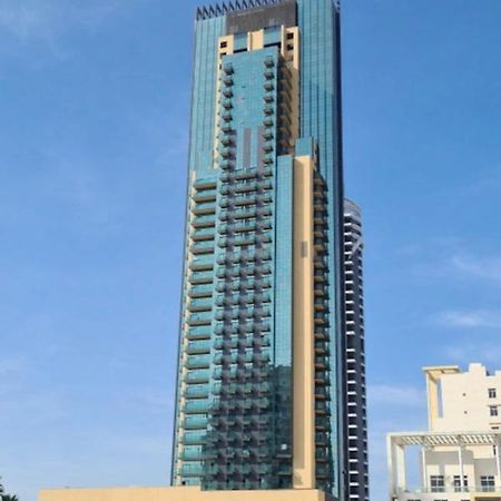 Sky View Tower Apartments ดูไบ ภายนอก รูปภาพ
